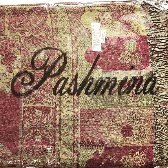 Pashmina Silk Scarf - New in Packaging. Red/Green - Inventory Reduction - Picture 1 of 2